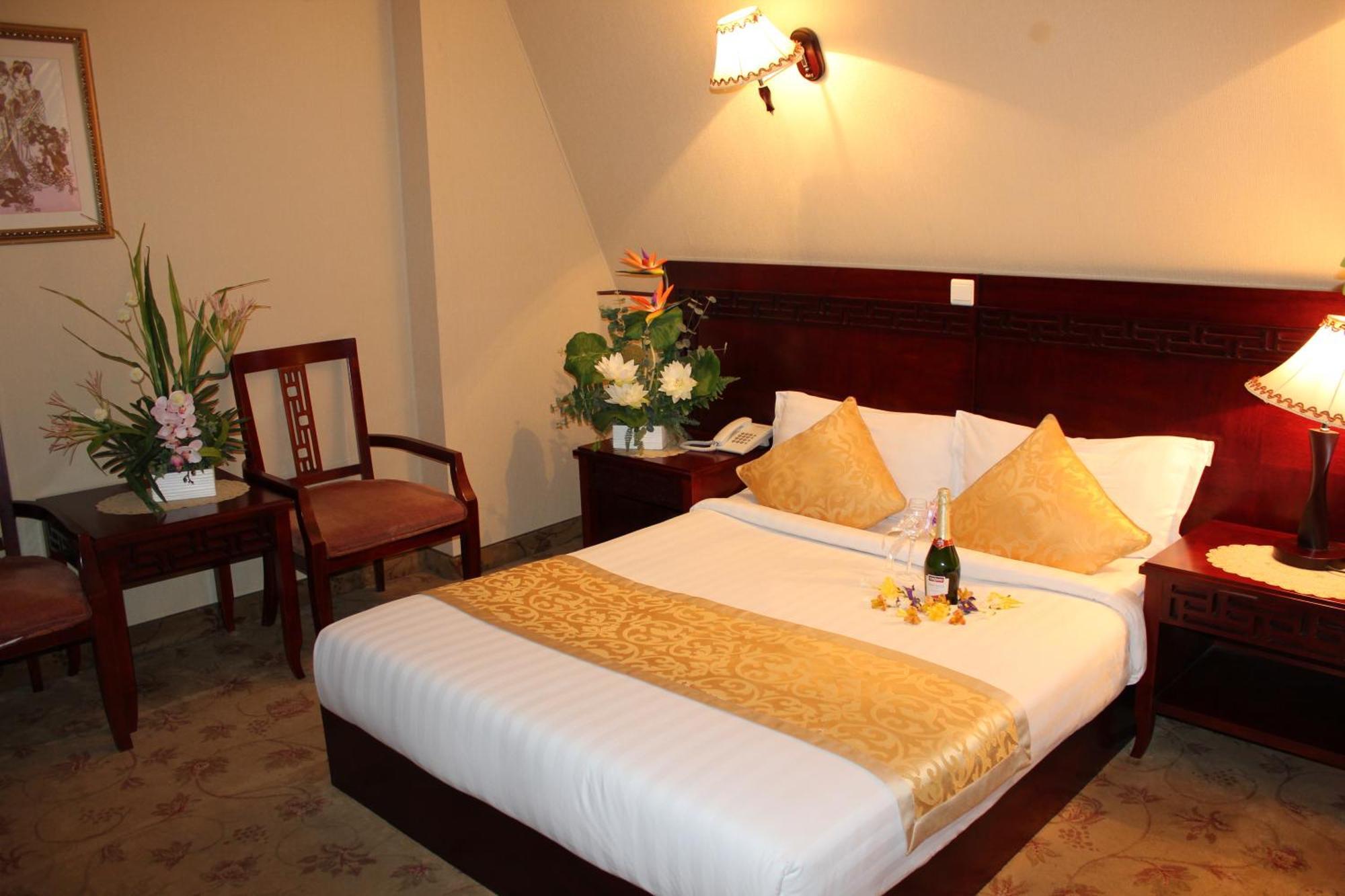 Motel Dhs - Chinese Restaurant Deva Bagian luar foto